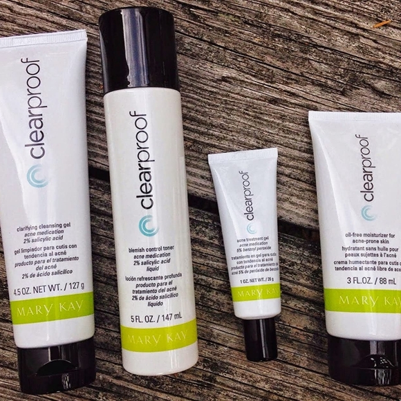 Mary Kay Clearproof Acne Skin Care Set - Picture 1 of 4